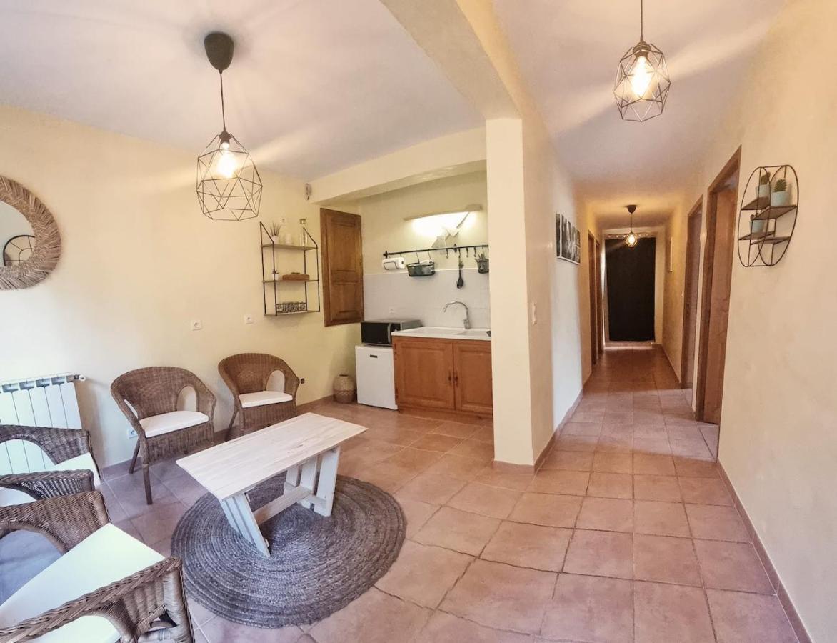 Villa Les Oliviers Maison D'Hotes Saint-Laurent-le-Minier Εξωτερικό φωτογραφία